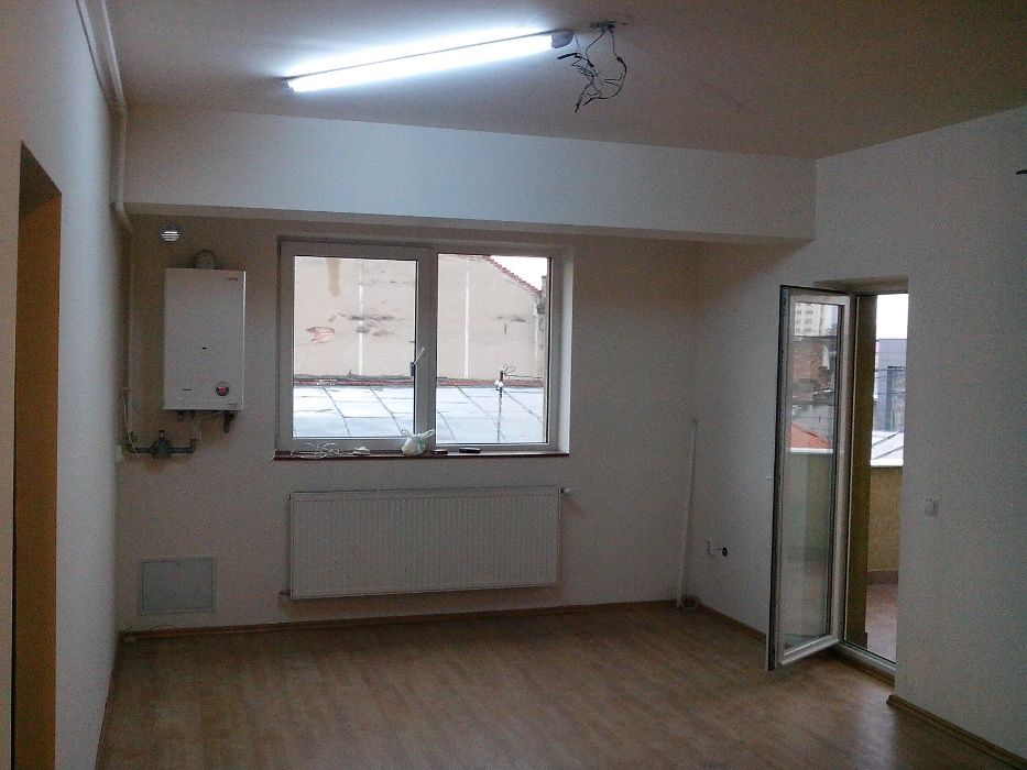 De ichiriat spatiu de birou sau apartament Str Traian nr 41