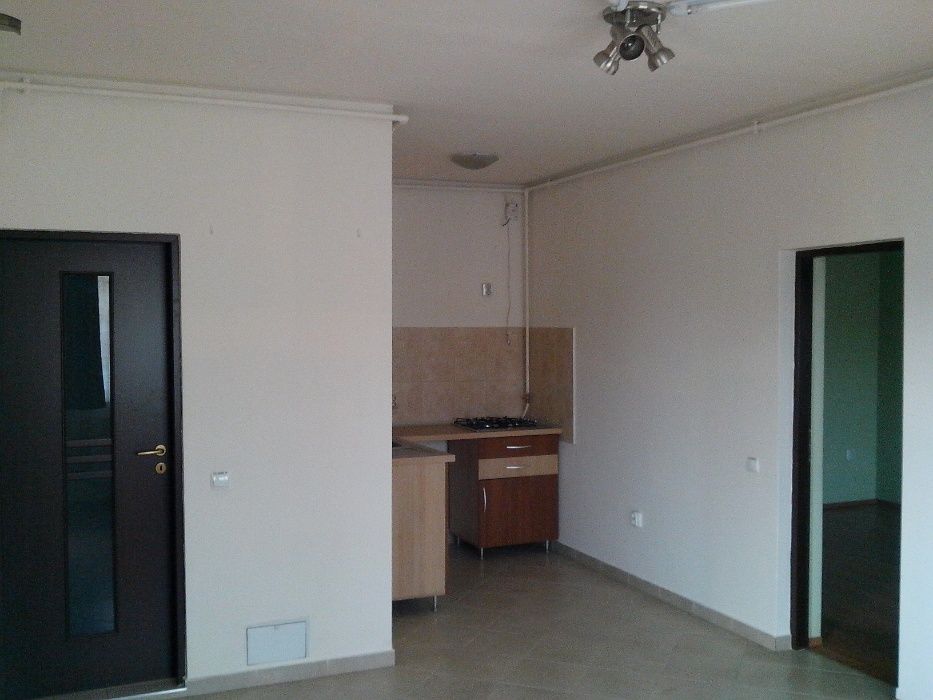 De ichiriat spatiu de birou sau apartament Str Traian nr 41