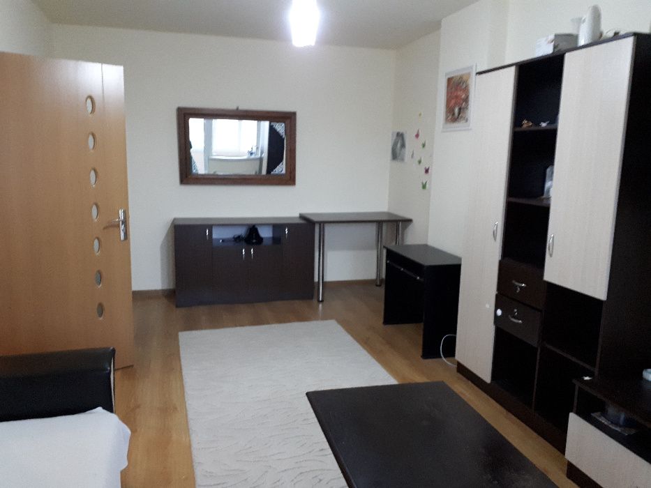 Va oferim la inchiriere apartament luminos si primitor de 2 camere