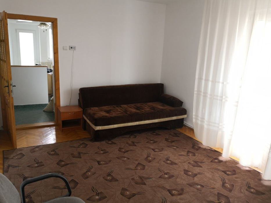 Inchiriez apartament 2 camere, mobilat si utilat, 5 min FSEGA, 465 EUR