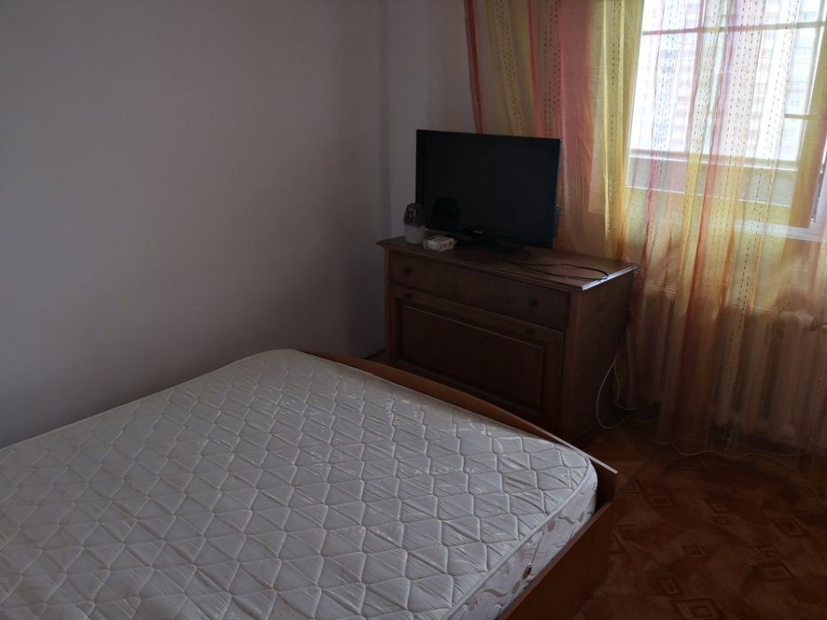 Inchiriez apartament 2 camere, mobilat si utilat, 5 min FSEGA, 465 EUR