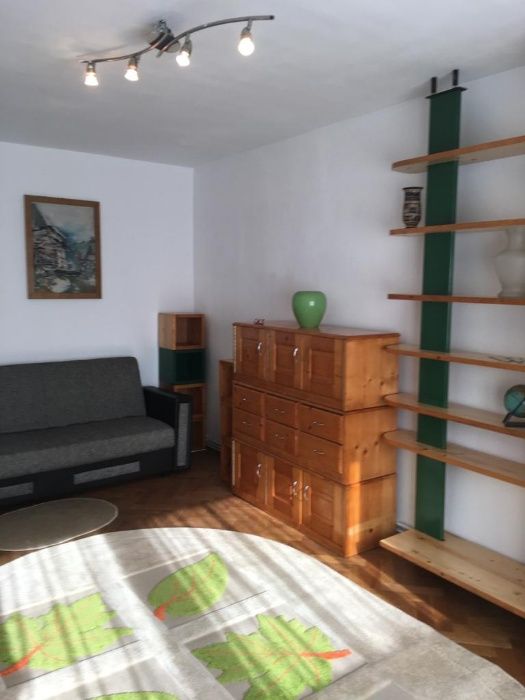 Inchiriez apartament 3 camere cart. Zorilor str Mestecenilor Cluj