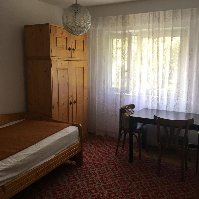 Inchiriez apartament 3 camere cart. Zorilor str Mestecenilor Cluj