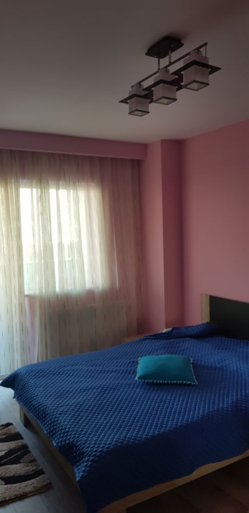 Inchiriez apartament in regim hotelier.Marasti Ira.