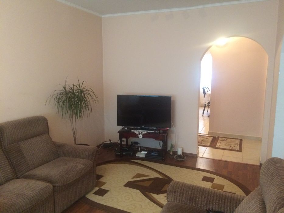 Inchiriez apartament cu 3 camere in Marasti