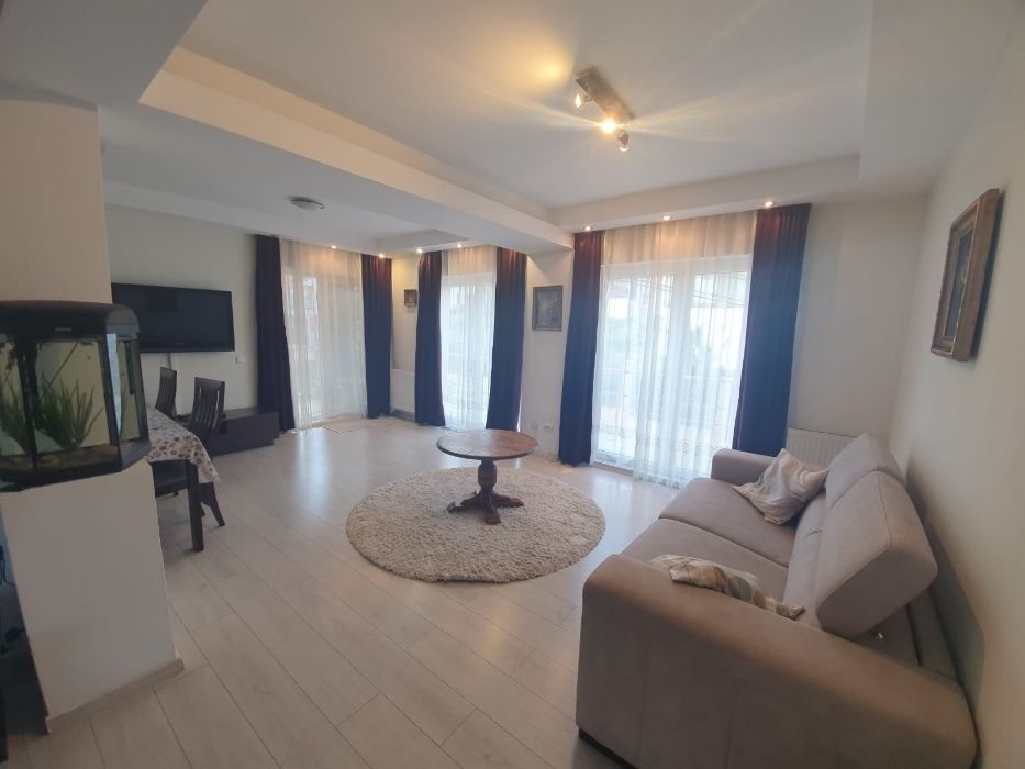 Apartament 3 camere, 100 mp, garaj,ultrafinisat, Zorilor, pers fizica