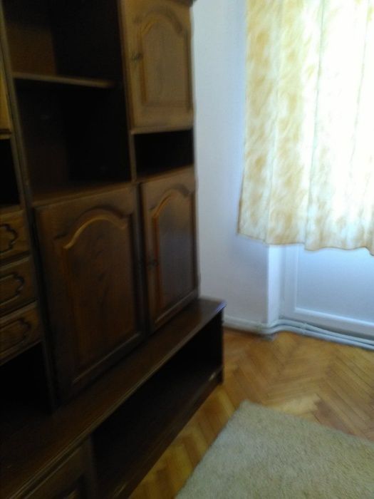 PF dau in chirie apartament cu 4 camere, Mănăștur