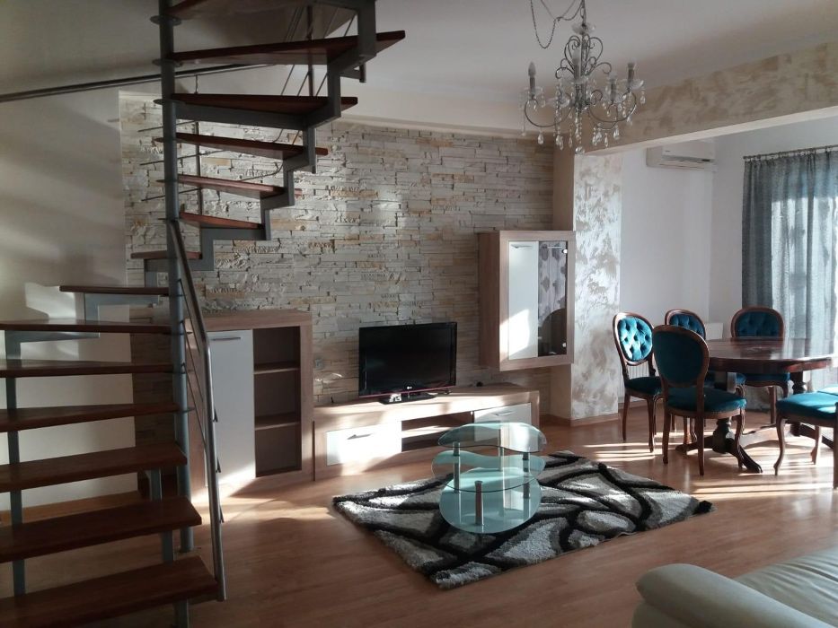 Penthouse pe doua nivele in zona Buna Ziua