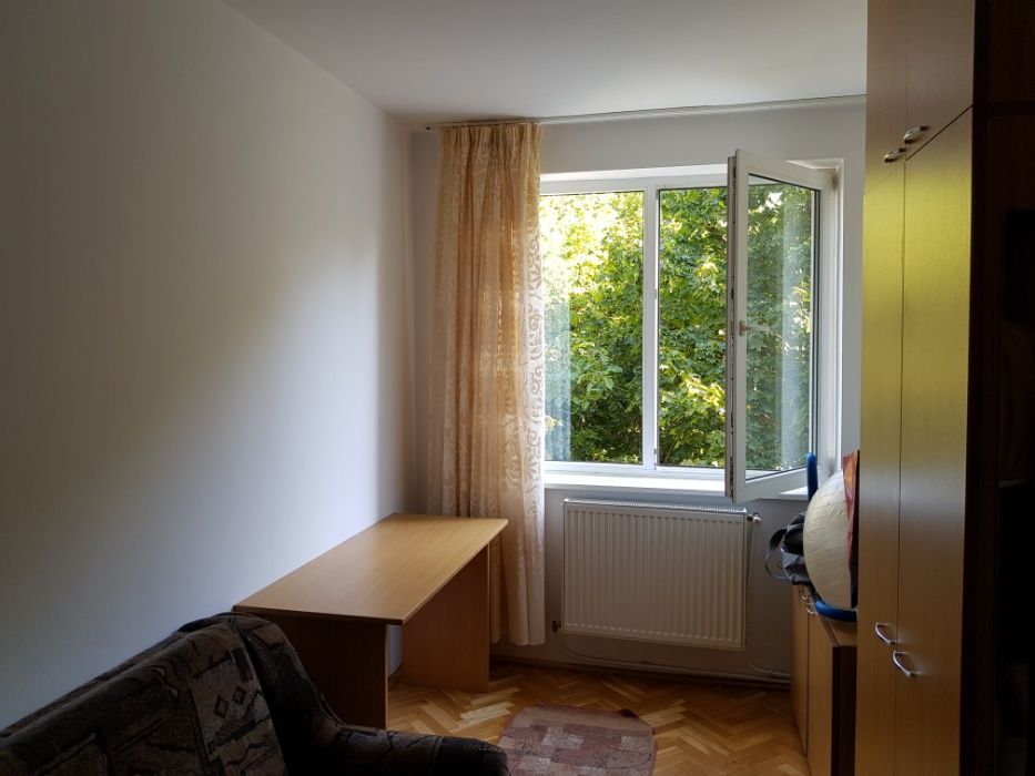 Inchiriez apartament cu 4 camere in cartierul Gheorgheni