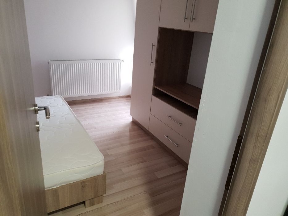 PROPRIETAR vand Apartament 2 camere,Se Poate IN RATE CU AVANS JUMATE.