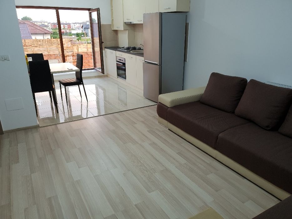 PROPRIETAR vand Apartament 2 camere,Se Poate IN RATE CU AVANS JUMATE.