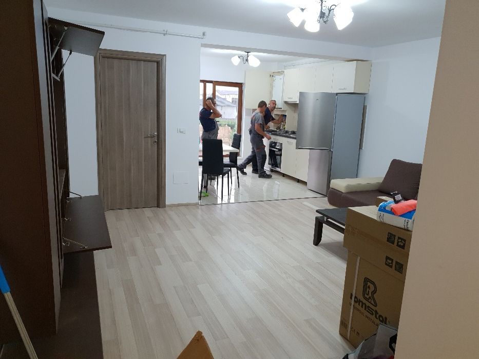 PROPRIETAR vand Apartament 2 camere,Se Poate IN RATE CU AVANS JUMATE.