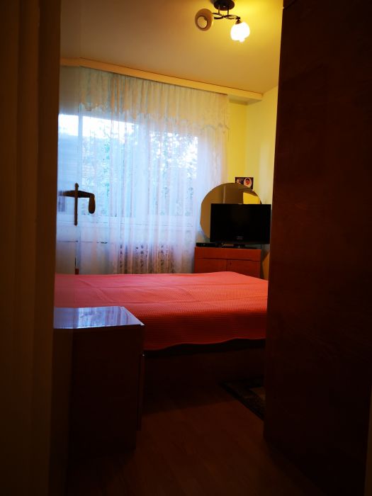 Propietar vand apartament 3 camere zona Sagului