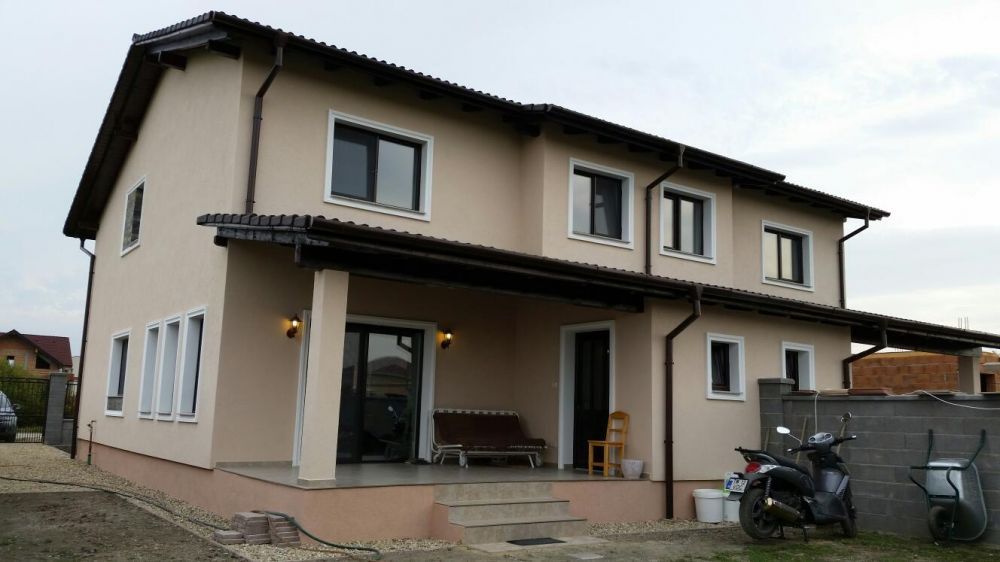 PROPRIETAR, vand 1/2 Duplex, P+1E, Mosnita Noua