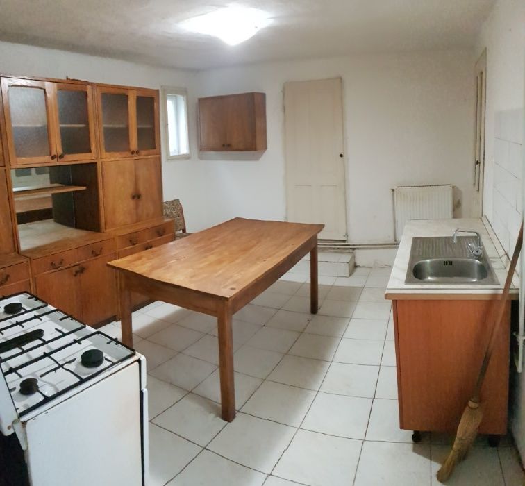 Proprietar, Inchiriez casa in zona Fratelia