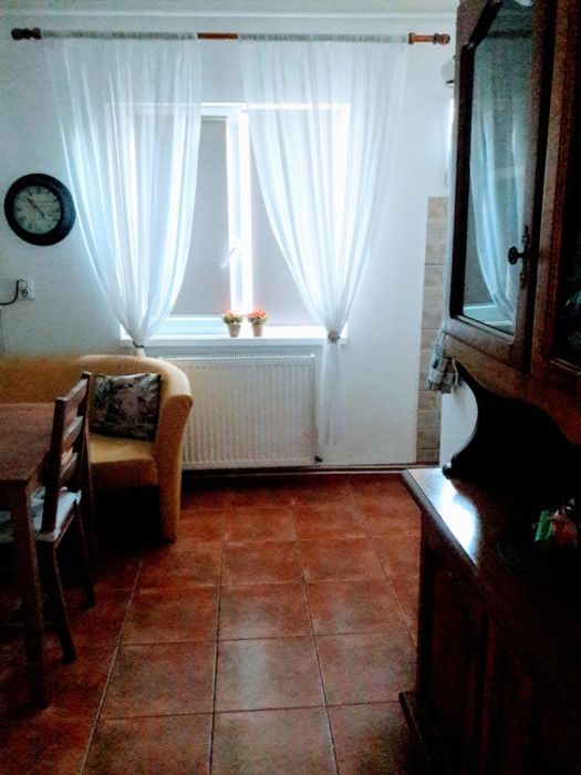 Apartament 2 camere la O TANARA , zona steaua