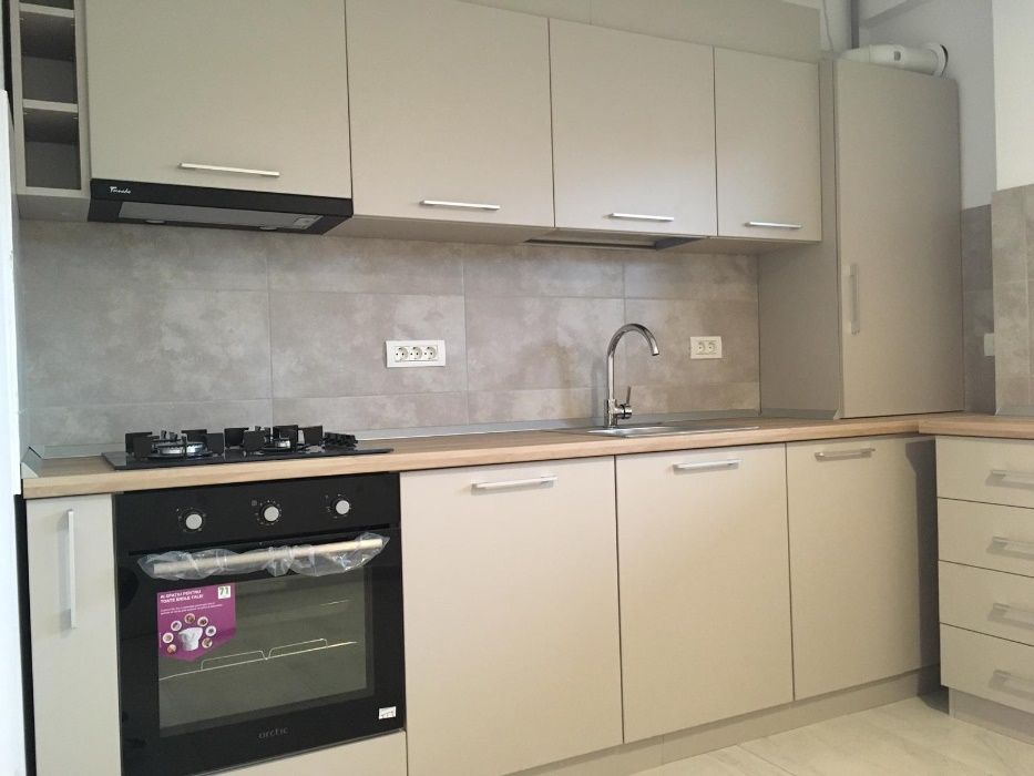 Apartament nou, 2 camere , parcare cu bariera, zona Aradului