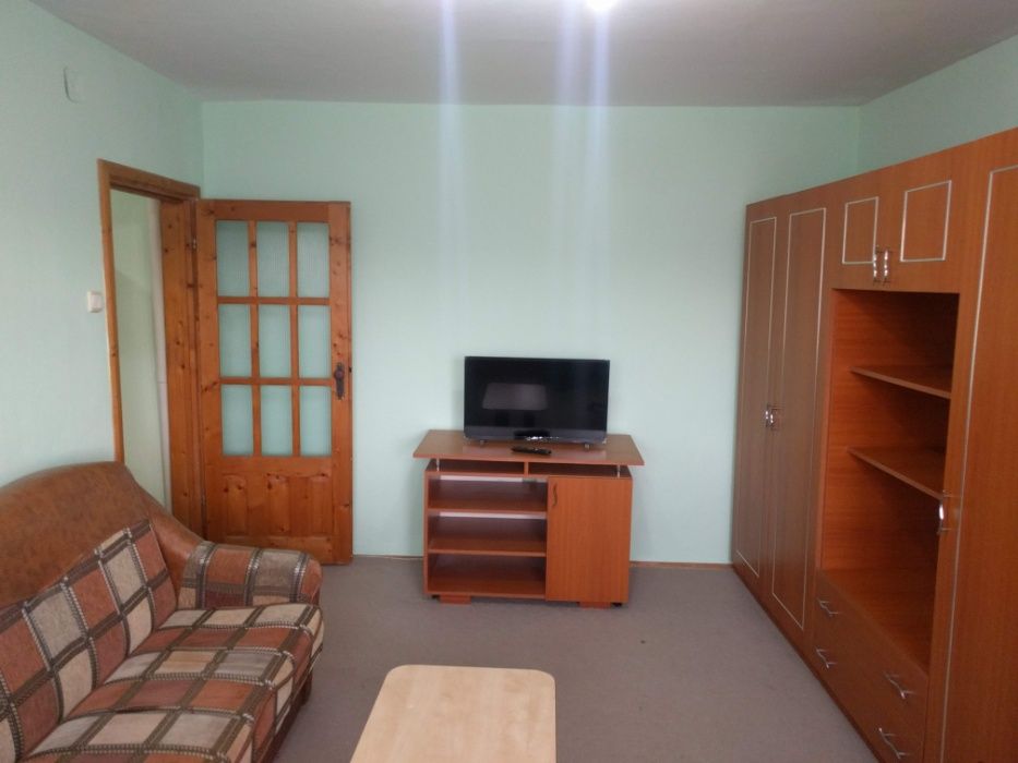 Proprietar inchiriez apartament 2 camere zona Cetatii