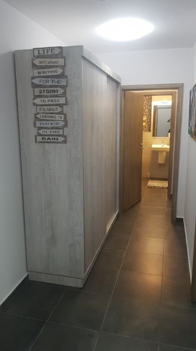 Inchiriez Apartament