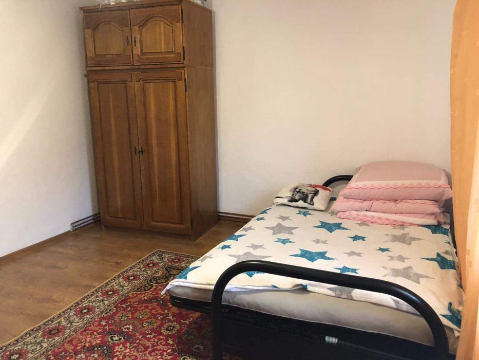 Închiriez apartament 2 camere