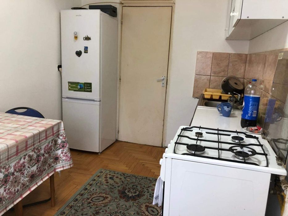 Închiriez apartament 2 camere