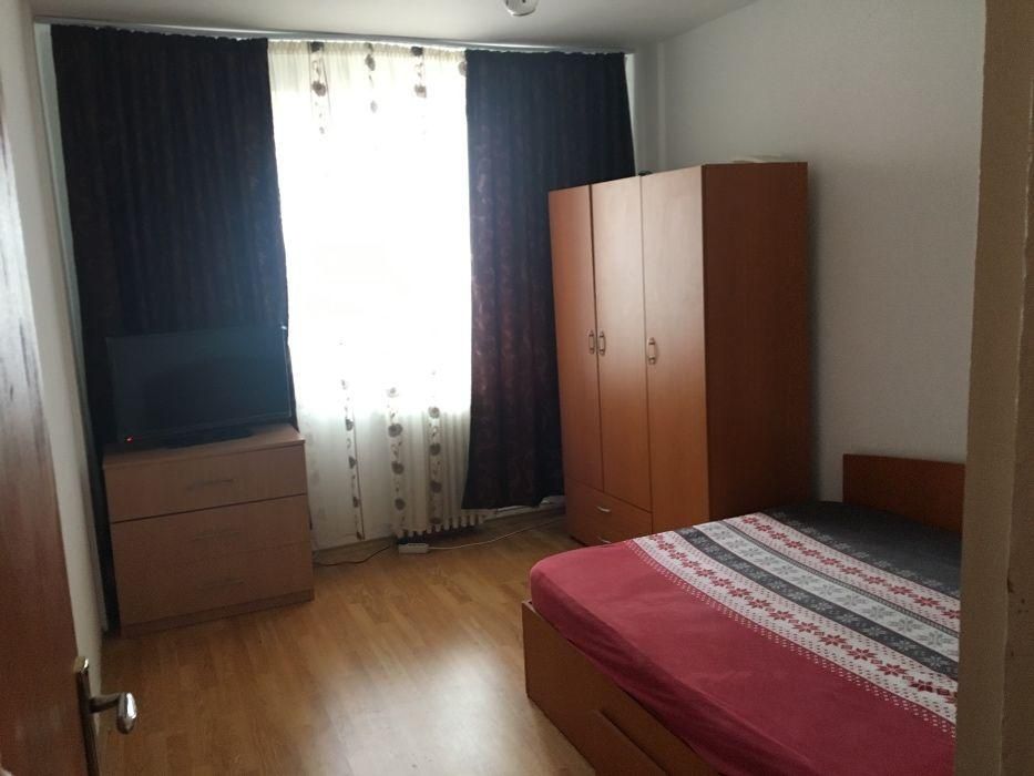 Apartament 4 camere, zona Crangasi