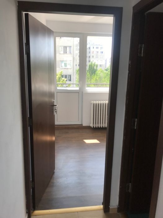 Apartament 4 camere Drumul Taberei Parc Moghioros Valea Calugareasca