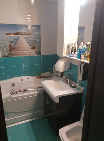 Apartament 4 camere Bloc Reabilitat Petre Ionesecu Confort II mobilat