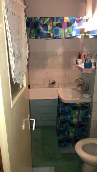 Vand sau Schimb apartament 2 camere zona piata CET semidecomandat 43 m