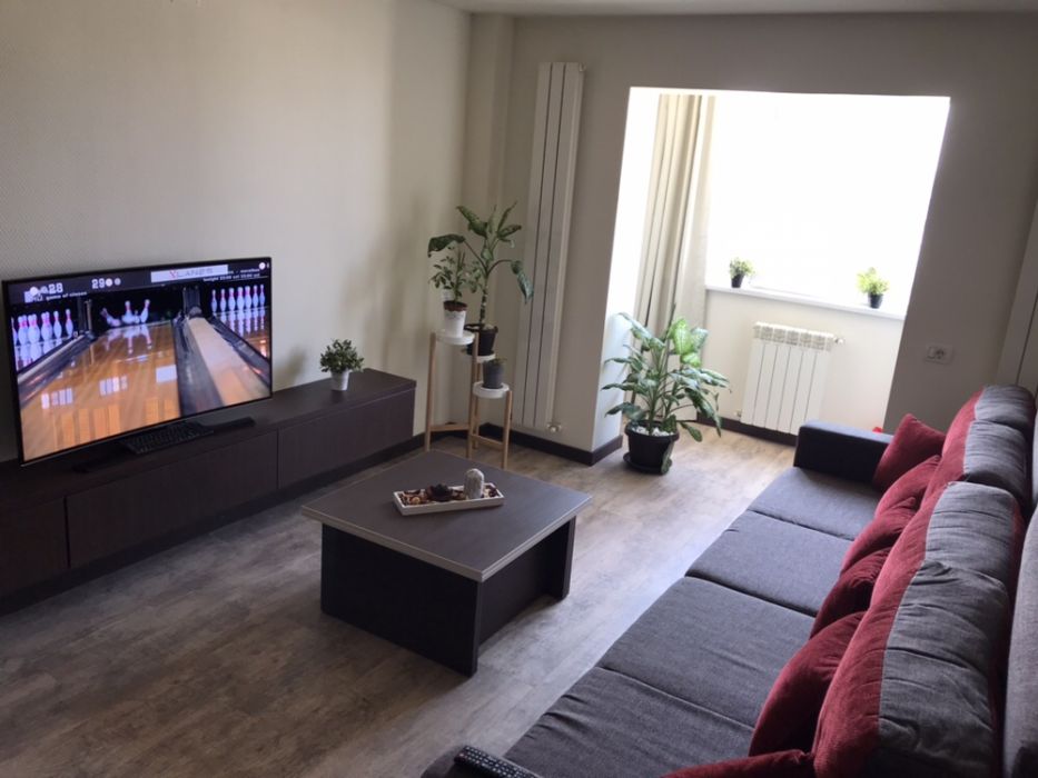 Apartament 3 camere et 9/10