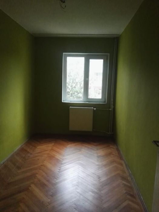 Particular-Salvare apartament cu 3 camere