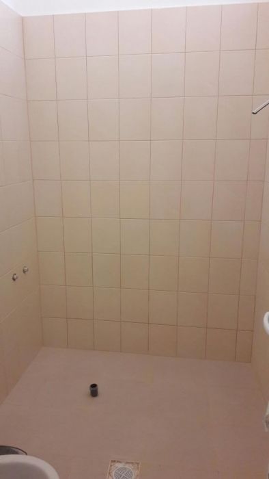 Apartament în vila (parter) -zona Miga .