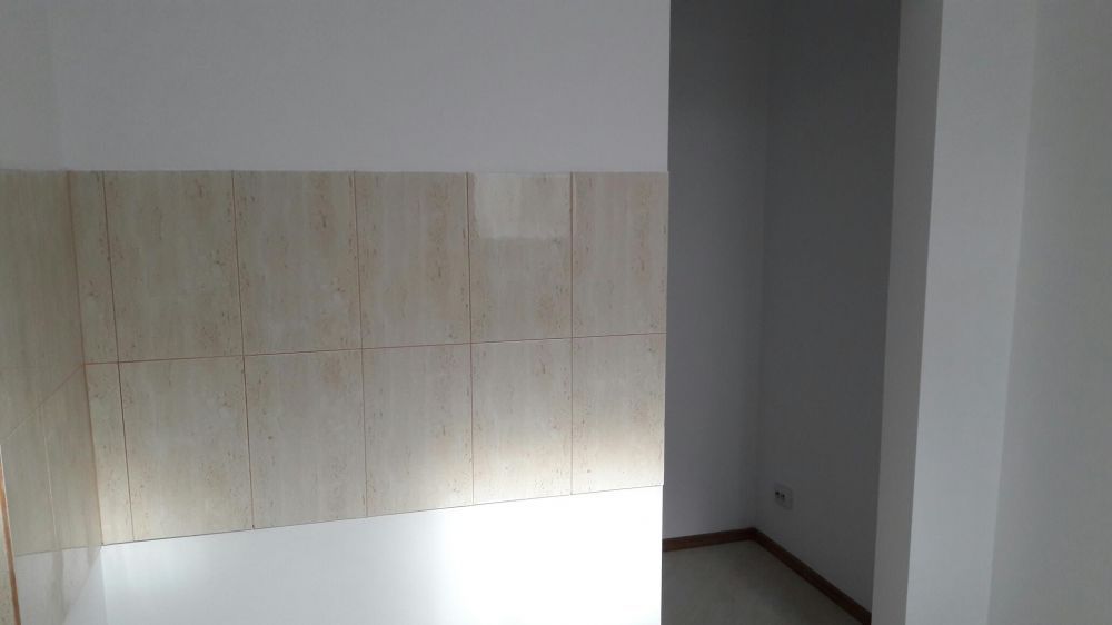 Apartament în vila (parter) -zona Miga .