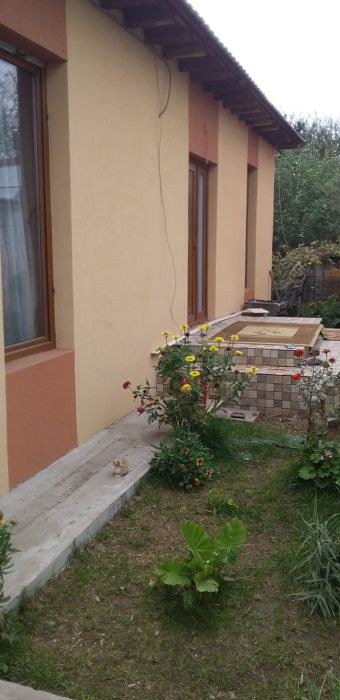 Navodari,privat,etaj vila centru,250e