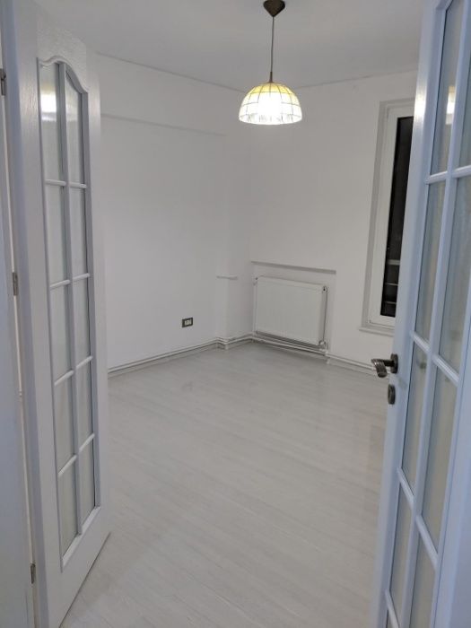 Apartament in Centru/ Tomis semi-mobilat