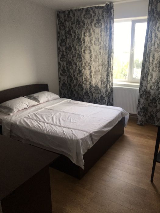 Închiriez apartament cu doua camere mobilat ș utilat zona Ciresica