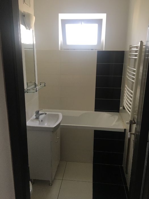 Închiriez apartament cu doua camere mobilat ș utilat zona Ciresica