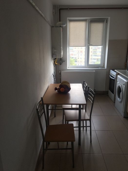 Închiriez apartament cu doua camere mobilat ș utilat zona Ciresica