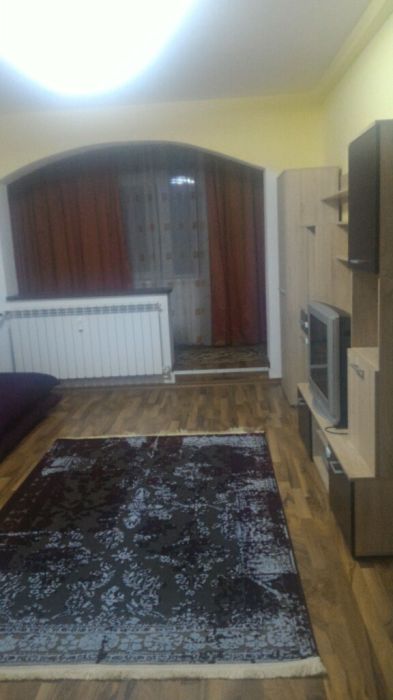 Inchiriez apartament 2 camere,central str Traian