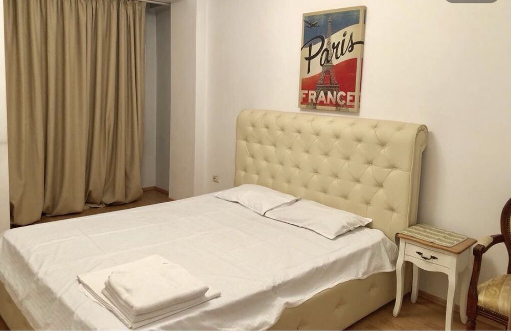 Apartament cu 3 camere in centru Constanta