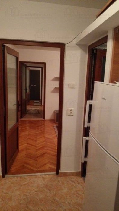 Apartament de inchiriat