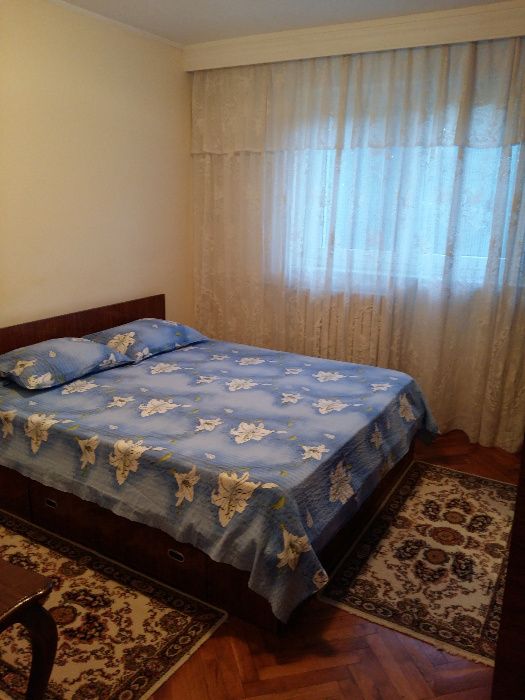 Ofer spre inchiriere apartament 4 camere, langa Universitatea Ovidius