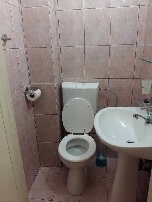 Ofer spre inchiriere apartament 4 camere, langa Universitatea Ovidius