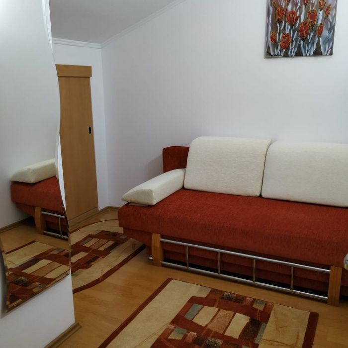 Apartament de inchiriat pe tremen lung zona Dacia