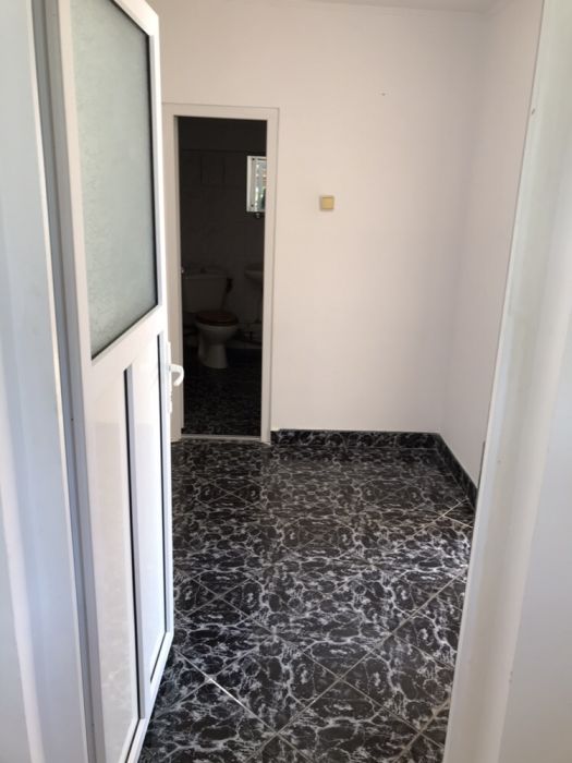 Apartament 2 camere podul de fier vând sau închiriez