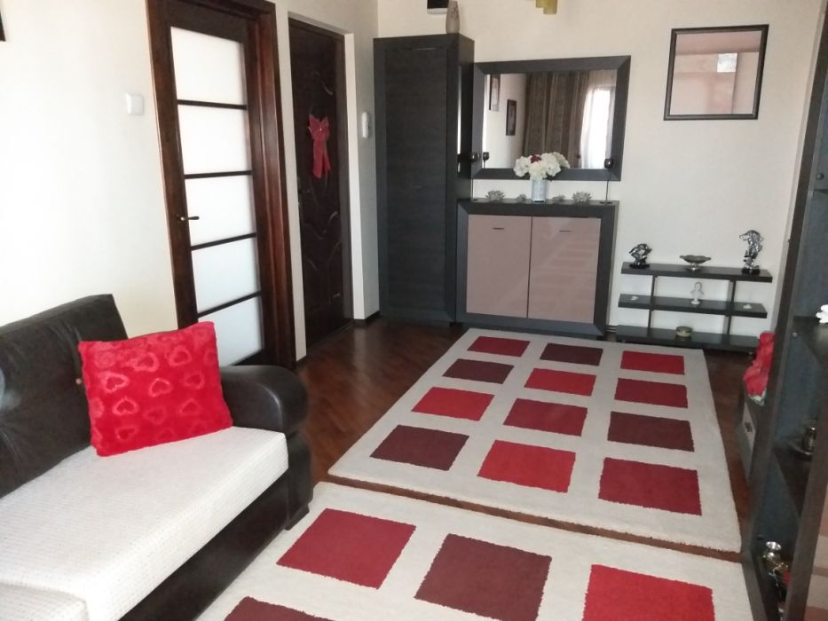 PF Vand apartament 3 cam. mobilat si utilat de lux