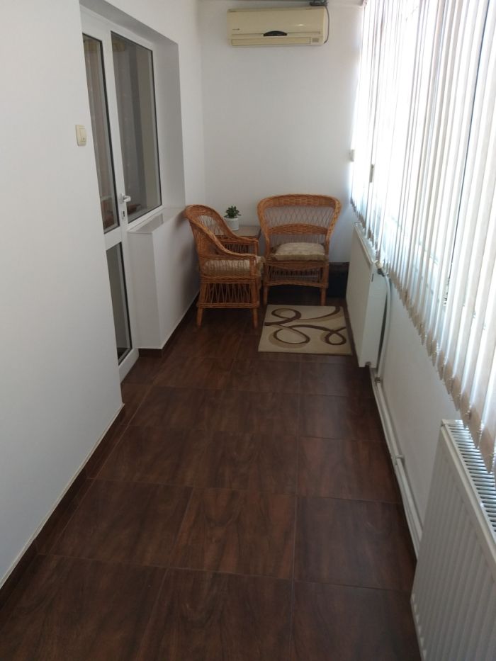 PF Vand apartament 3 cam. mobilat si utilat de lux