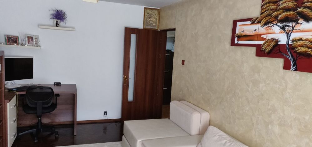 Propriatar. Apartament 3 camere dec Petru Poni langa Copou