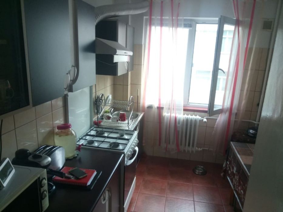 Vand apartament 3 camere Sd , zona Tatarasi