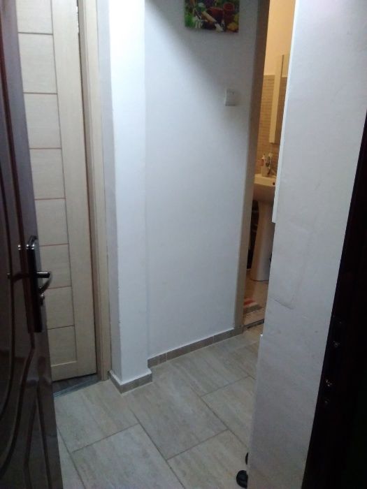 Persoana fizica! Vând apartament cu 3 cam